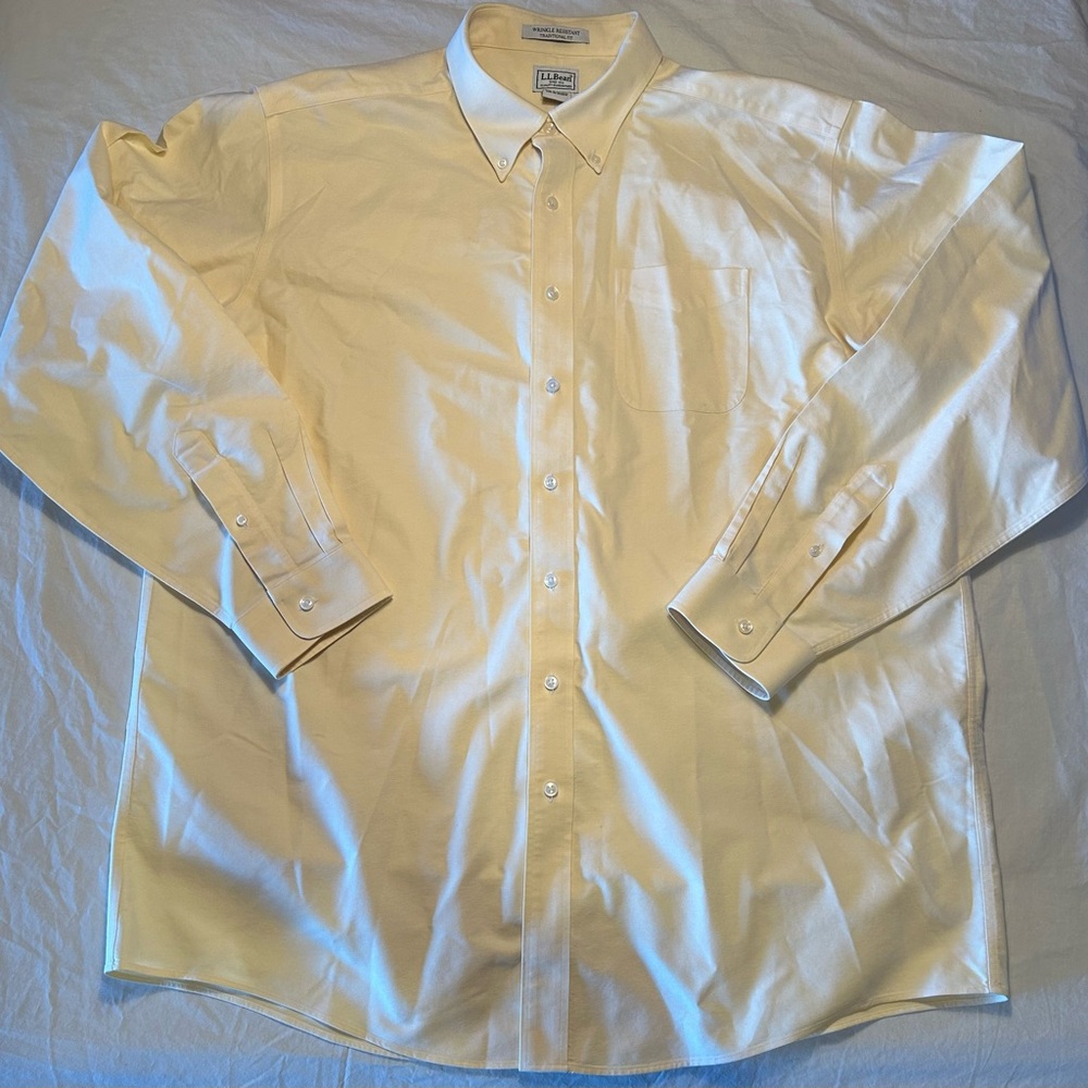 LL Bean 100% Cotton Long Sleeve Pale Yellow Button Up Shirt Men's Size 18-37